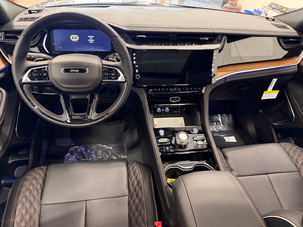 2027 Jeep Grand Cherokee Summit