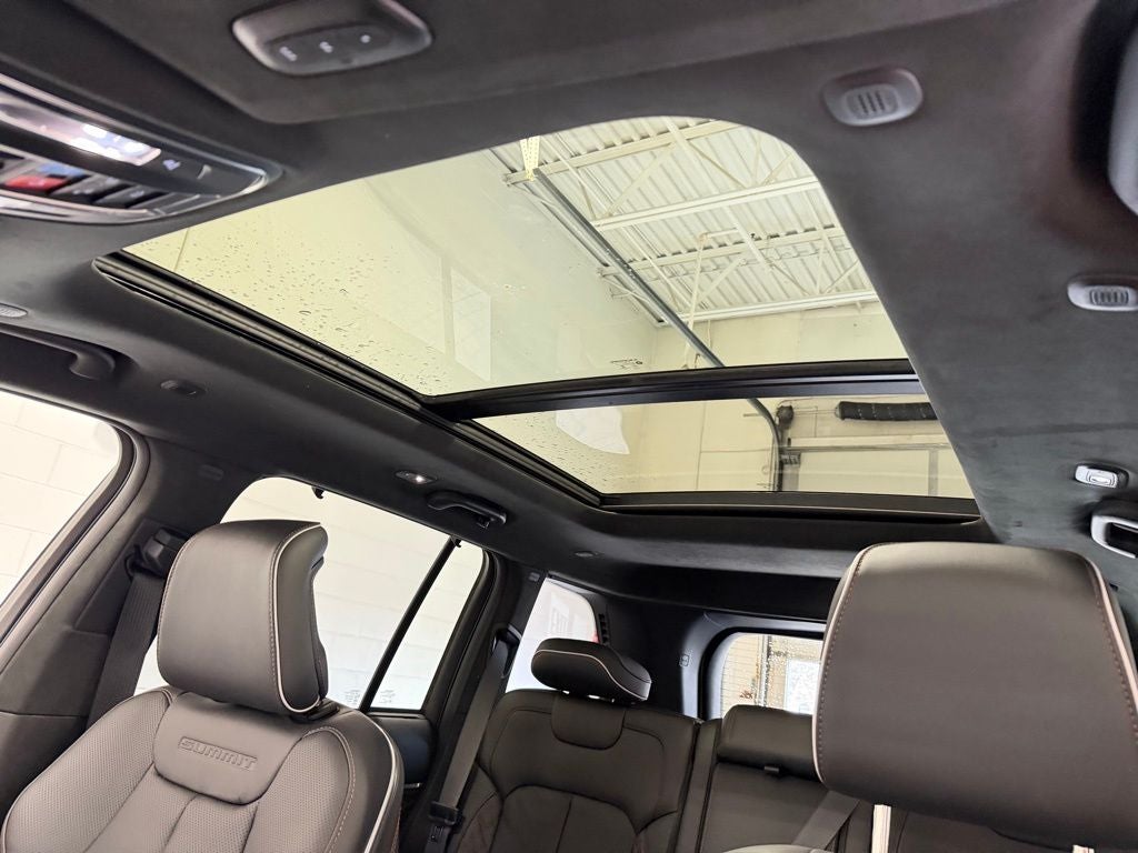 2026 Jeep Grand Cherokee Summit