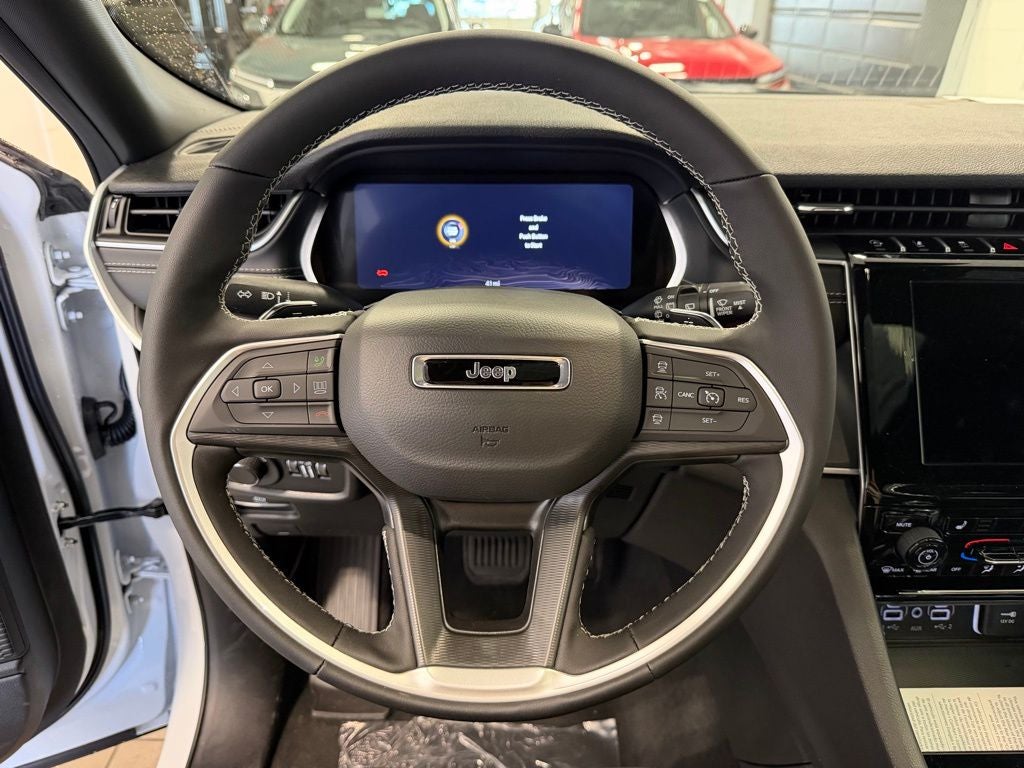 2026 Jeep Grand Cherokee L Laredo