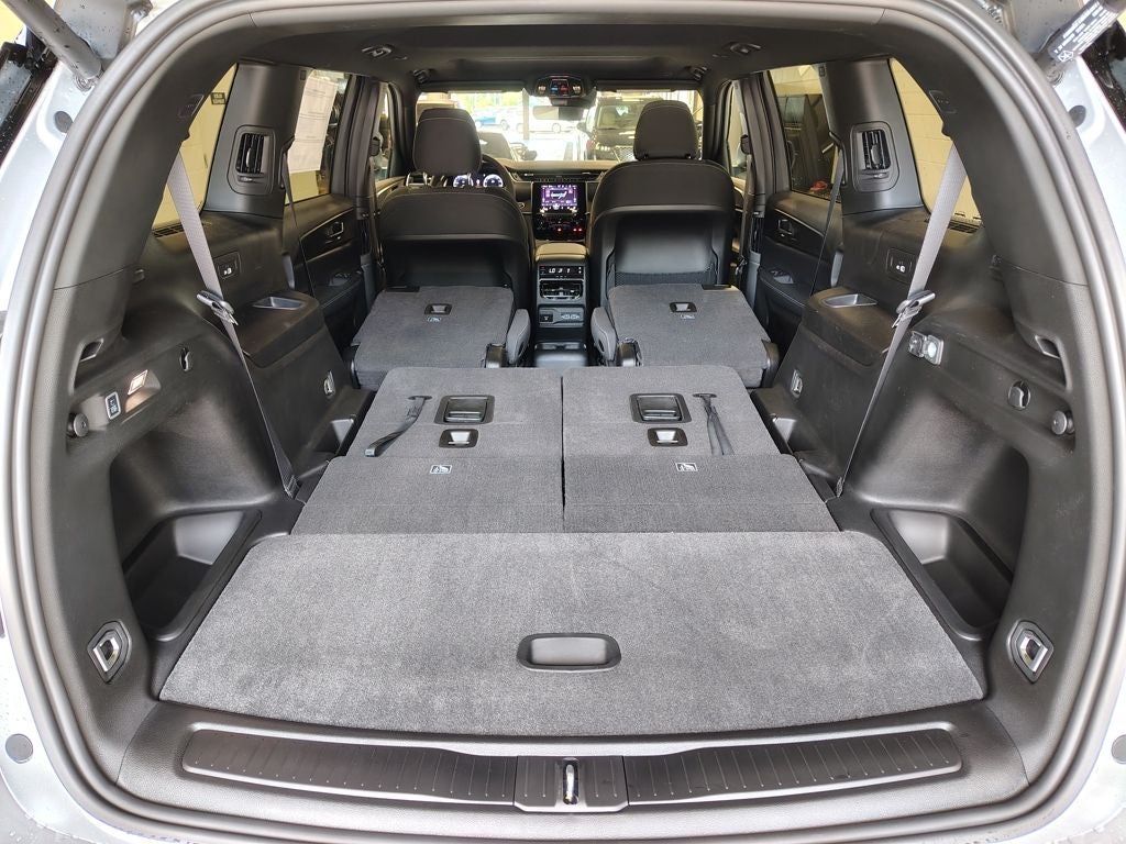 2026 Jeep Grand Cherokee L Laredo