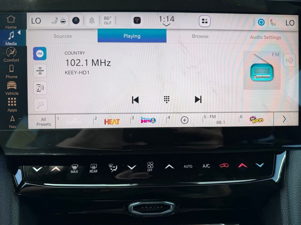 2026 Jeep Grand Cherokee L Laredo Altitude