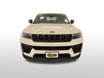 2026 Jeep Grand Cherokee L Laredo Altitude