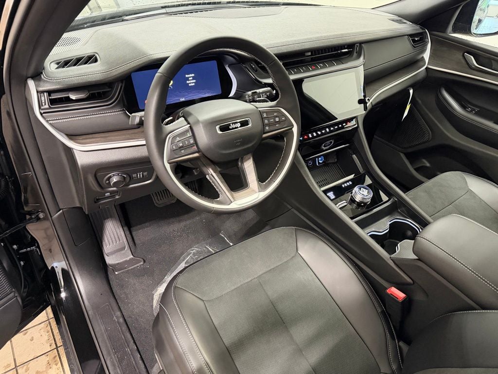 2026 Jeep Grand Cherokee L Laredo