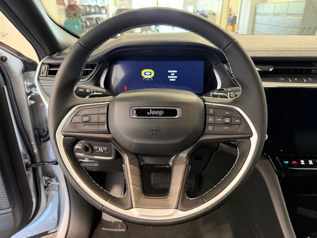 2026 Jeep Grand Cherokee L Laredo