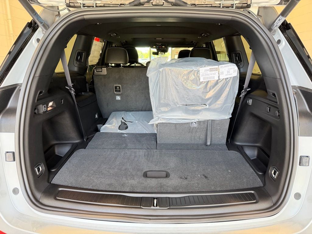 2026 Jeep Grand Cherokee L Laredo