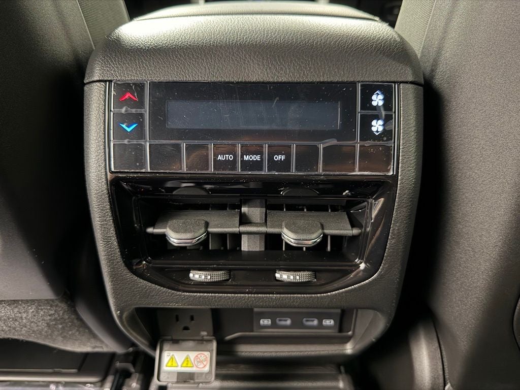 2027 Jeep Grand Cherokee L Limited