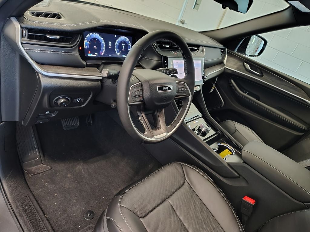 2026 Jeep Grand Cherokee L Base