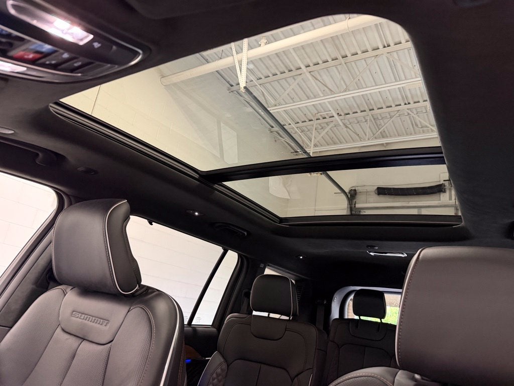 2027 Jeep Grand Cherokee L Summit
