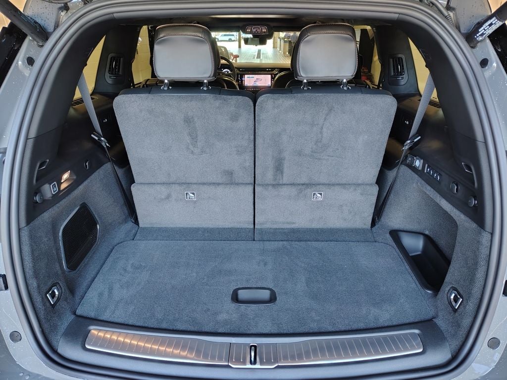 2027 Jeep Grand Cherokee L Summit