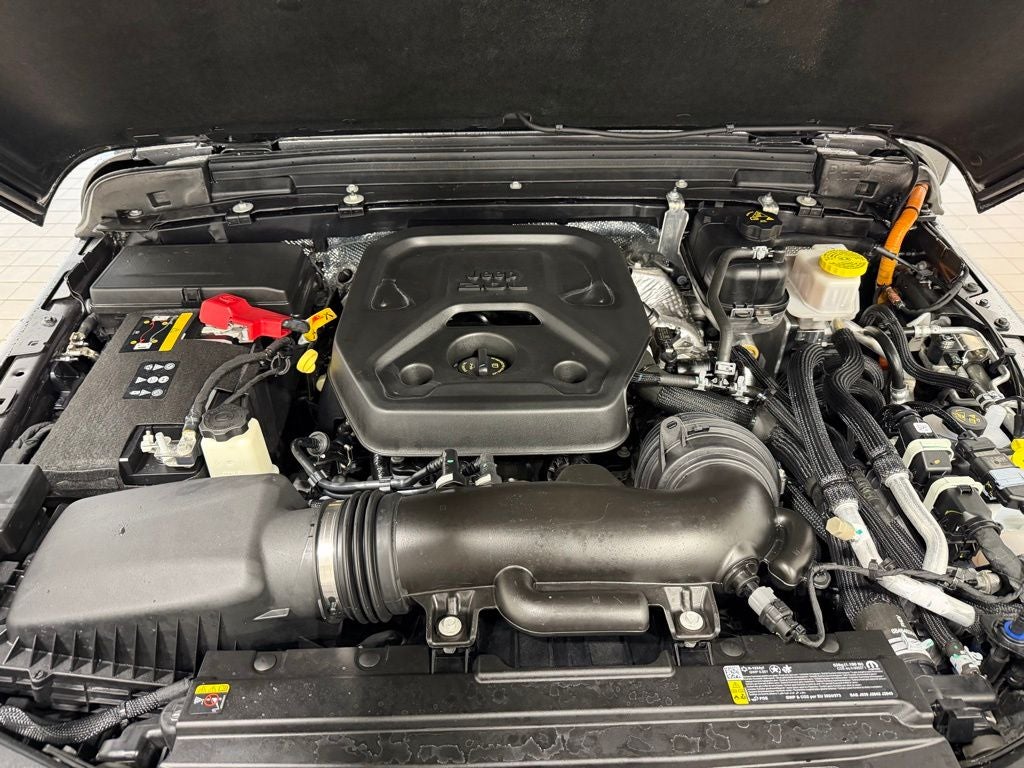 2025 Jeep Wrangler Sahara 4xe