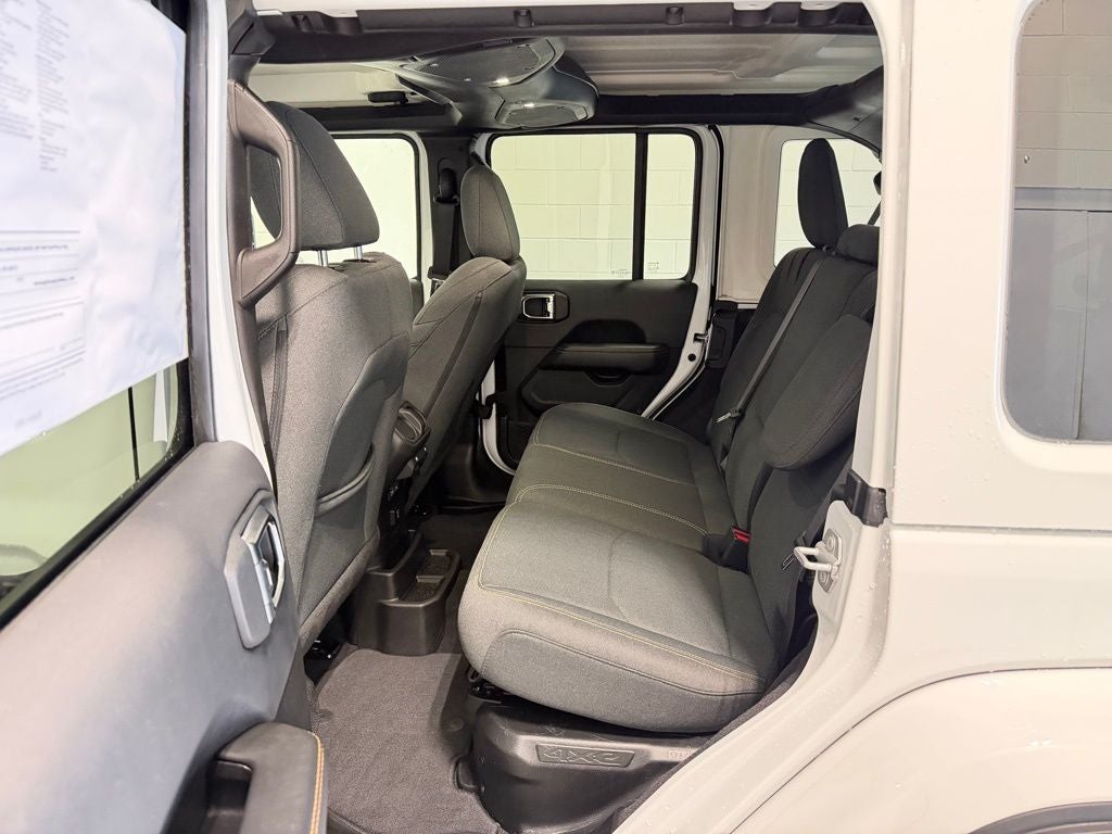 2025 Jeep Wrangler Sahara 4xe