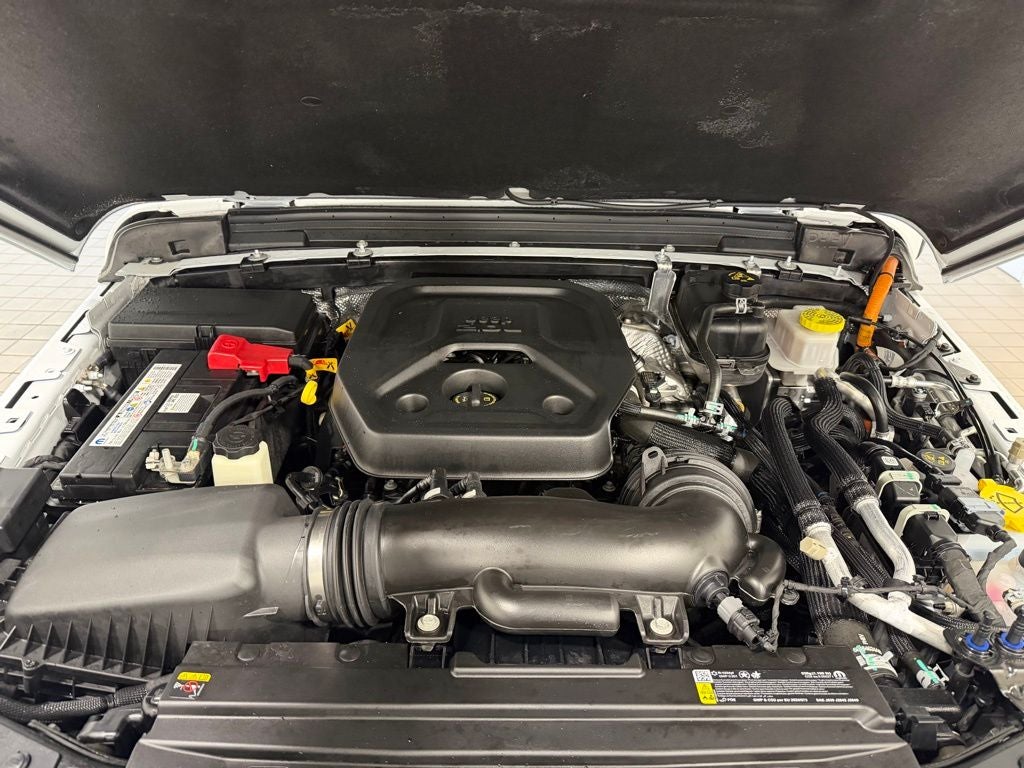 2025 Jeep Wrangler Sahara 4xe