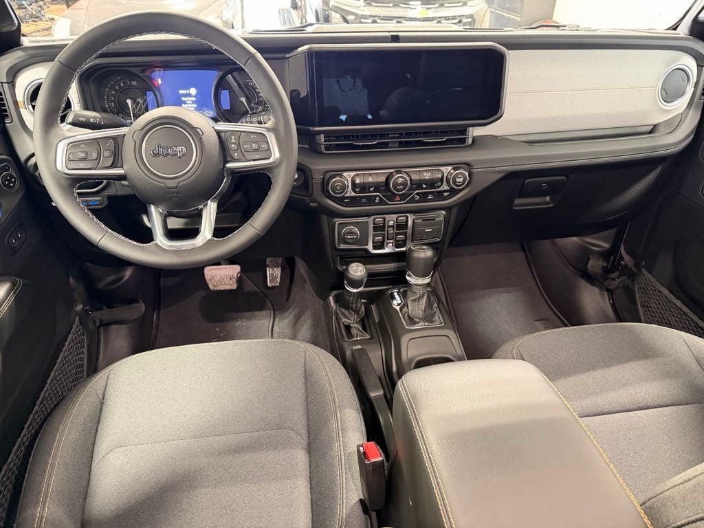 2025 Jeep Wrangler Sahara 4xe