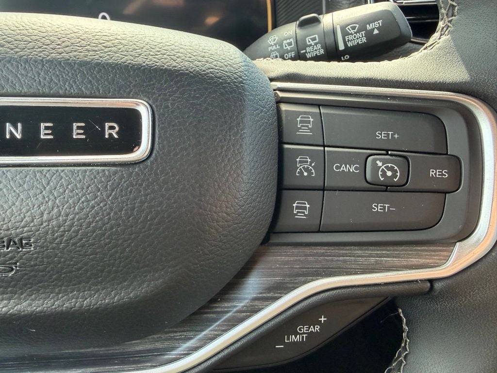 2024 Jeep Wagoneer L Series II