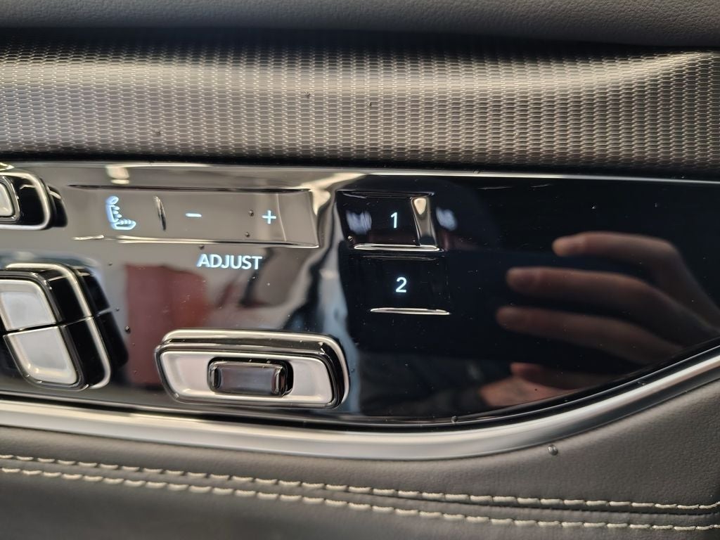 2026 Jeep Grand Wagoneer L Summit Obsidian