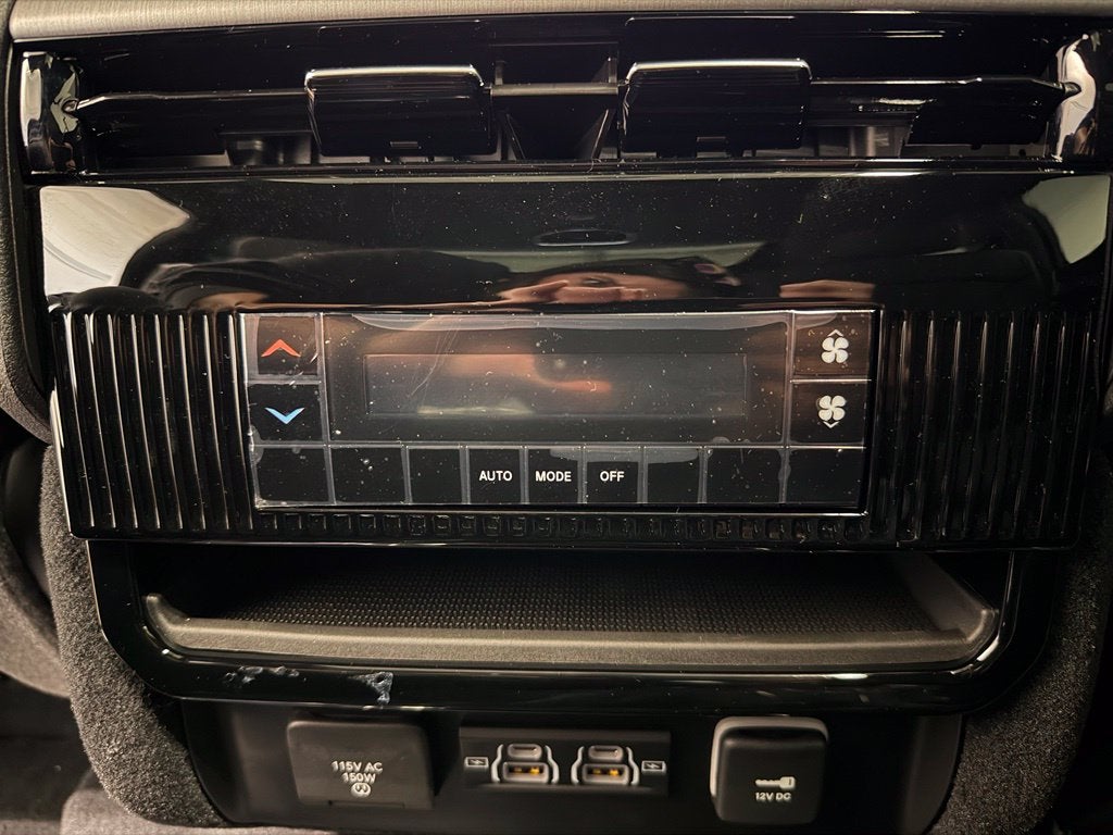 2027 Jeep Grand Wagoneer Upland