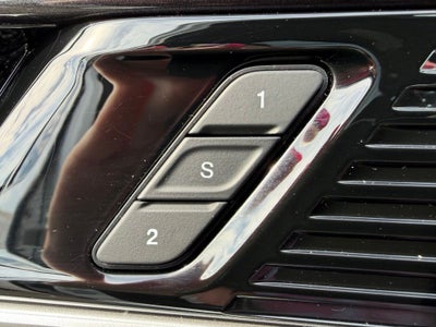 2024 Jeep Wagoneer Base