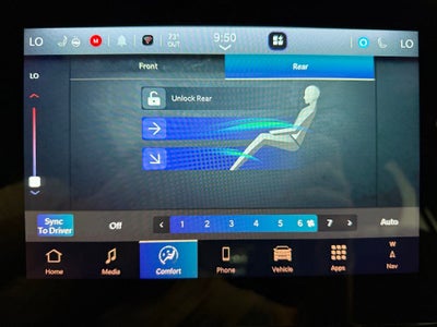 2024 Jeep Wagoneer Base