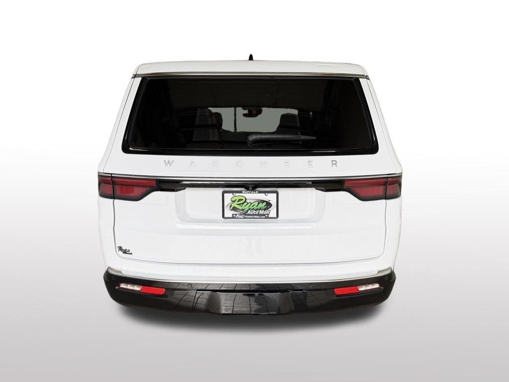 2024 Jeep Wagoneer Base