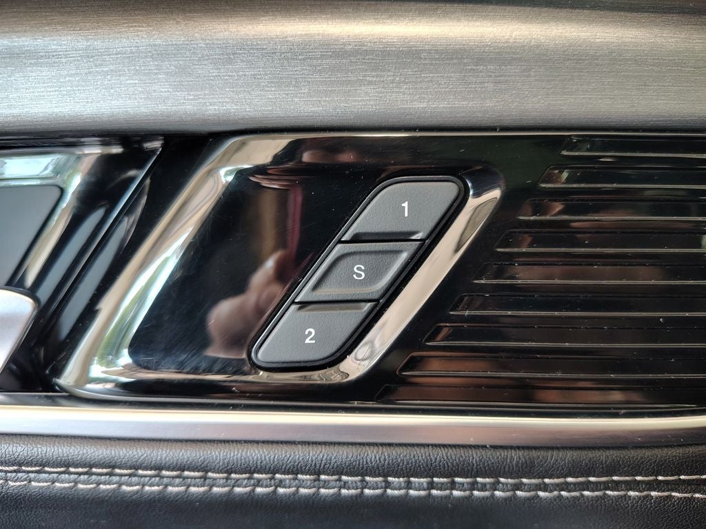 2023 Jeep Wagoneer Series II