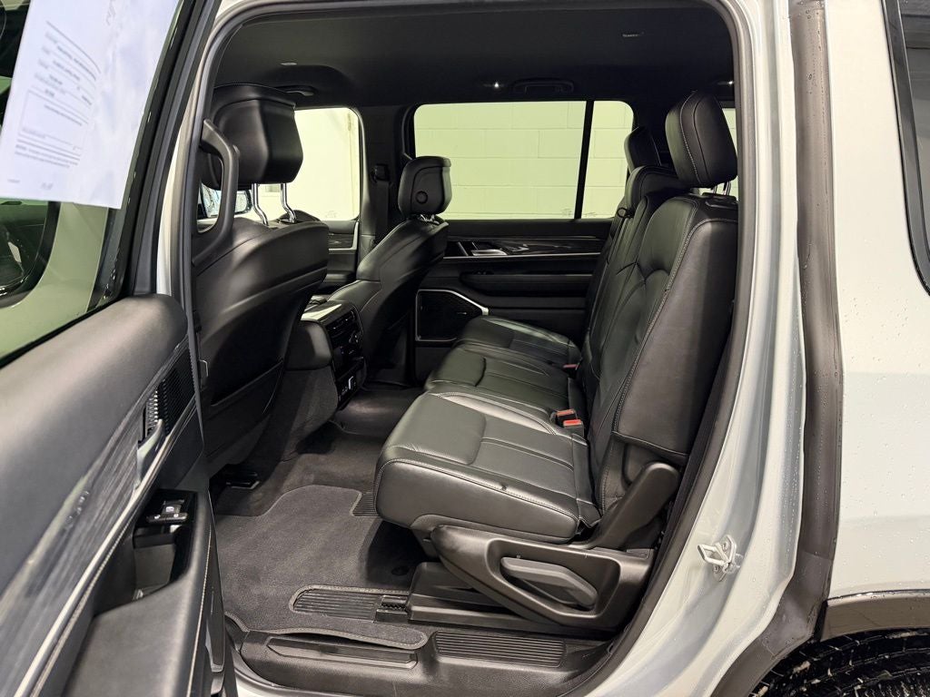 2022 Jeep Wagoneer Series II