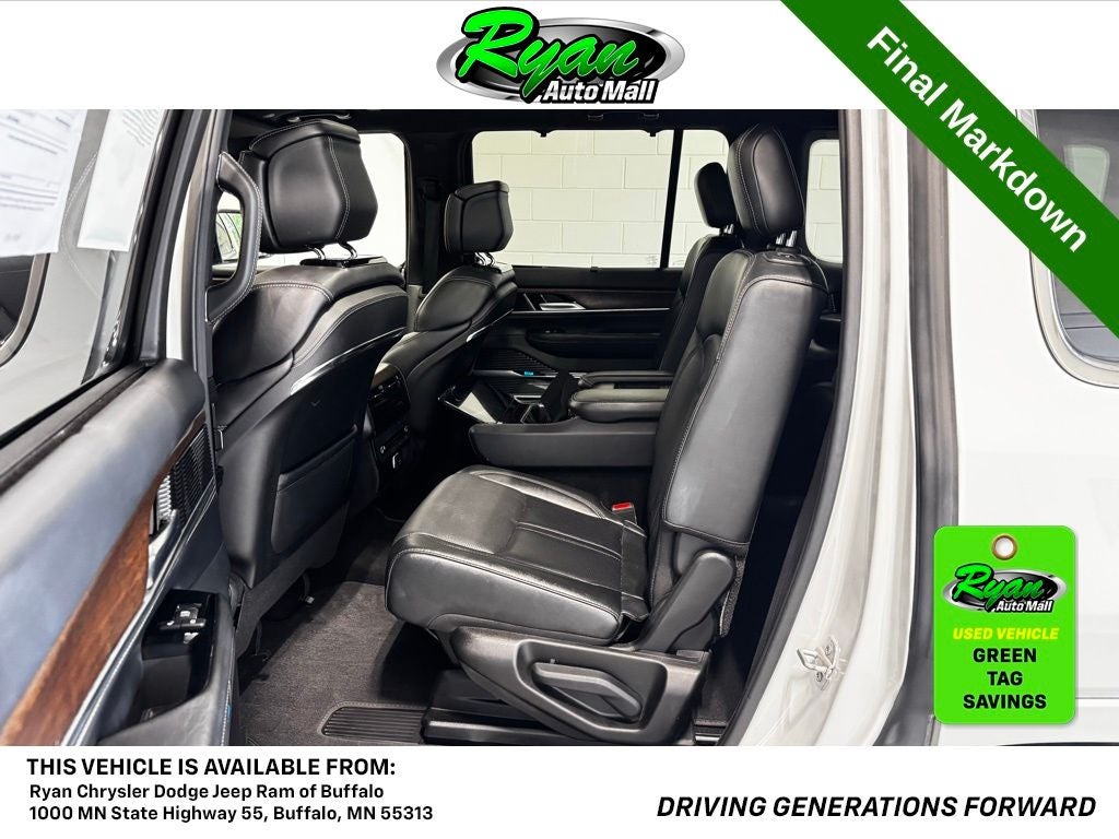 2023 Jeep Grand Wagoneer Base