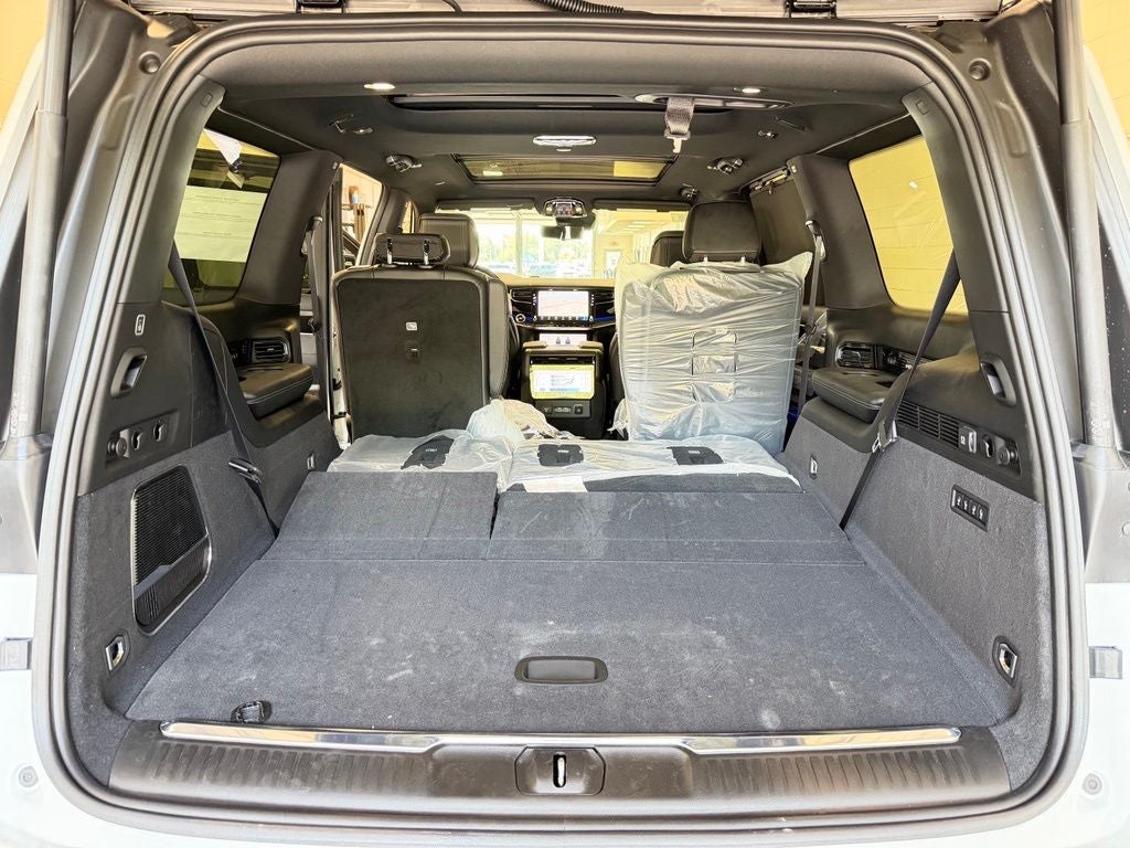 2026 Jeep Grand Wagoneer Summit Obsidian
