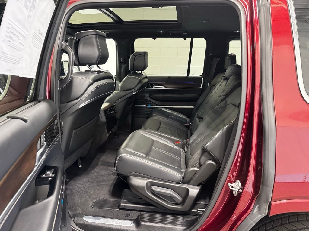 2023 Jeep Grand Wagoneer Series II