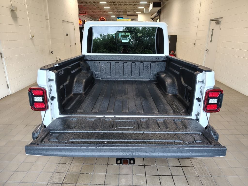 2021 Jeep Gladiator Overland