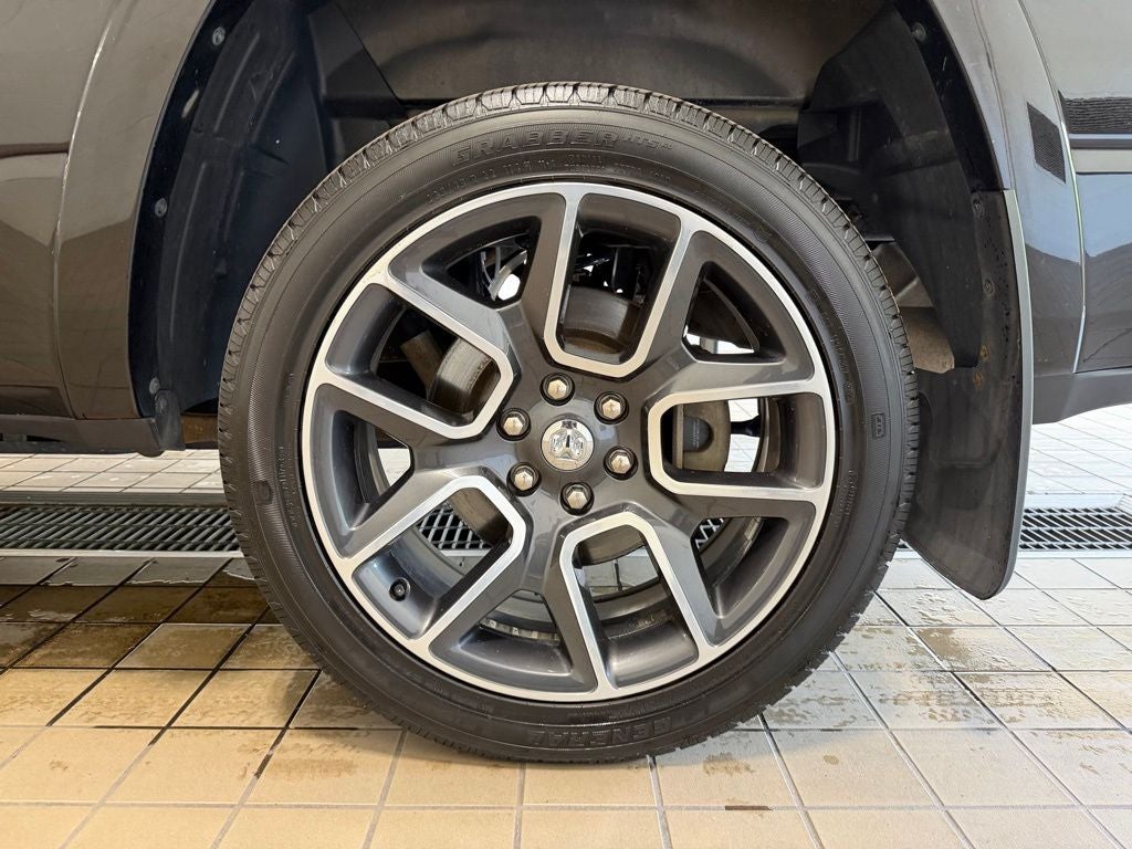 2019 RAM 1500 Laramie