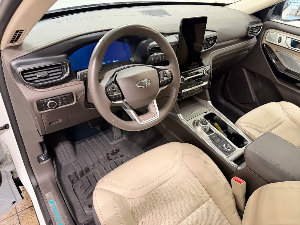 2023 Ford Explorer Platinum