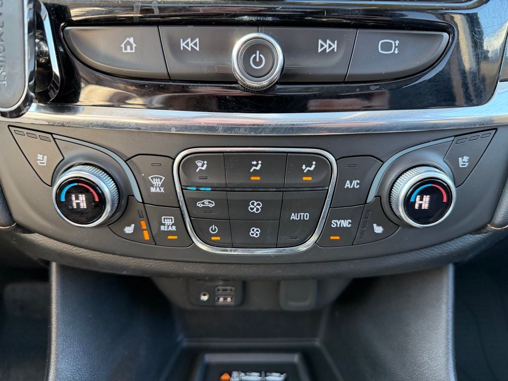 2021 Chevrolet Traverse Premier