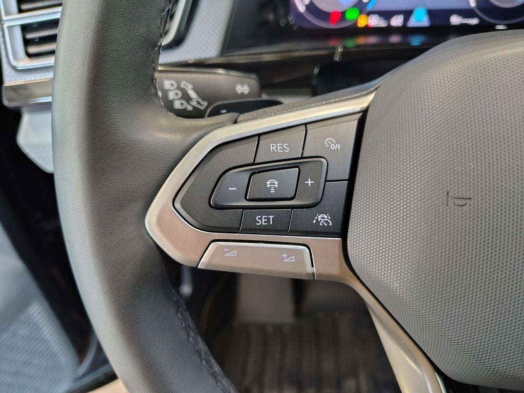 2024 Volkswagen Atlas 2.0T Peak Edition SEL