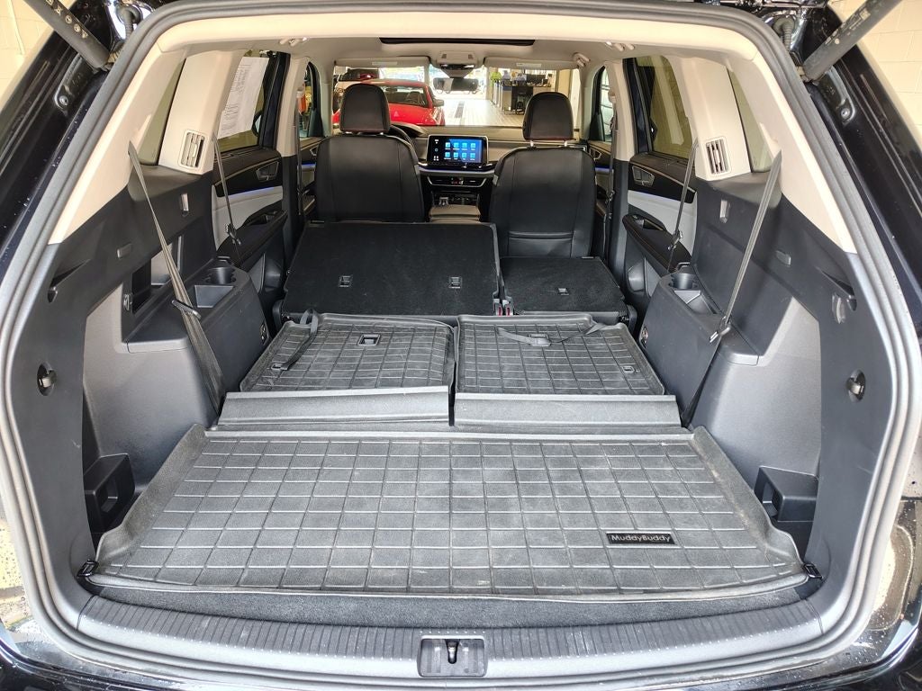 2024 Volkswagen Atlas 2.0T Peak Edition SEL