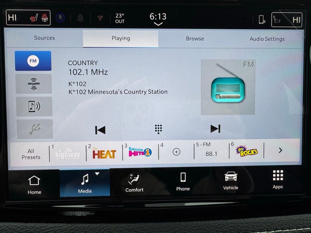 2026 Chrysler Pacifica Select