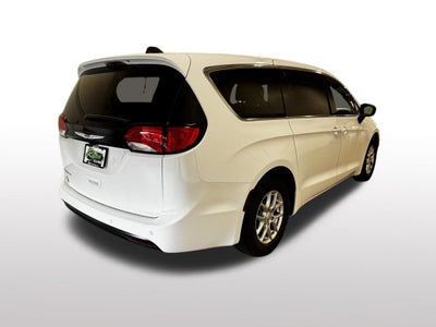 2026 Chrysler Voyager LX