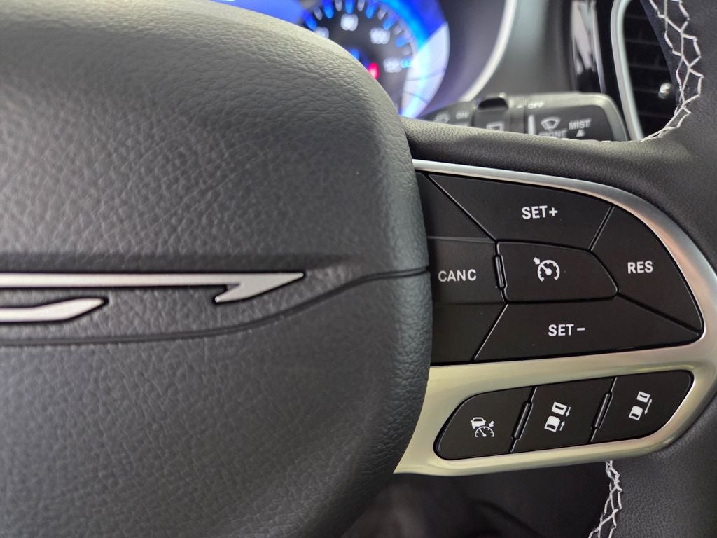 2027 Chrysler Pacifica LX