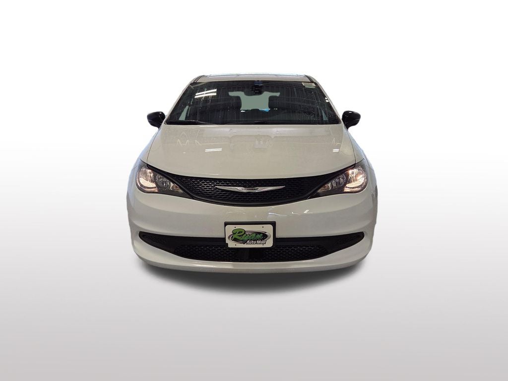 2027 Chrysler Pacifica LX