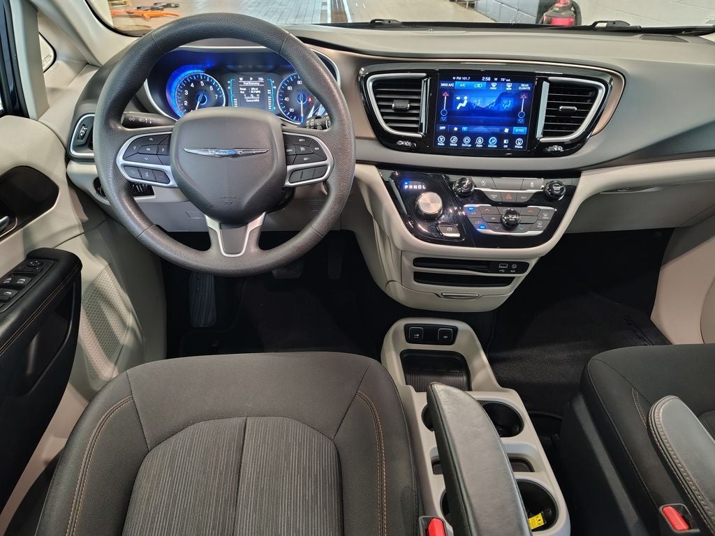 2017 Chrysler Pacifica Touring