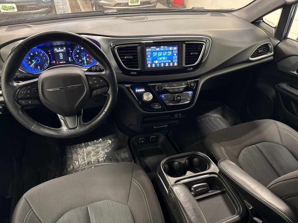 2020 Chrysler Pacifica Touring