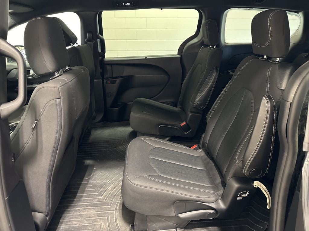 2020 Chrysler Pacifica Touring