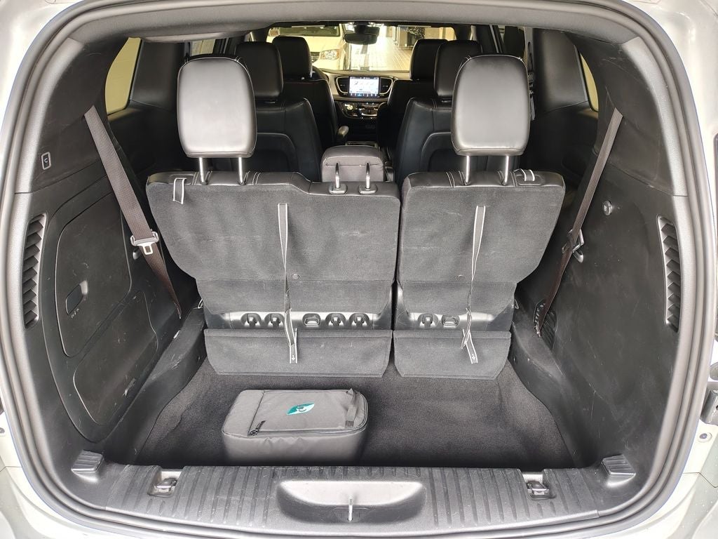 2024 Chrysler Pacifica Hybrid Select