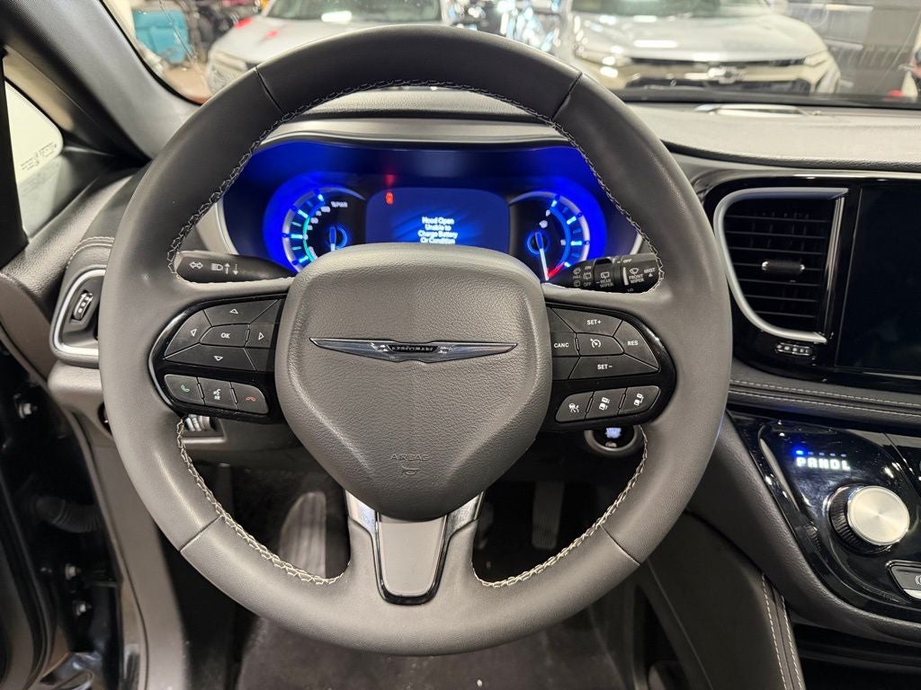 2024 Chrysler Pacifica Hybrid Select
