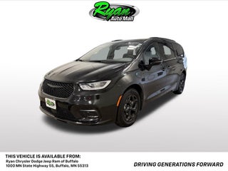 2024 Chrysler Pacifica Hybrid Select