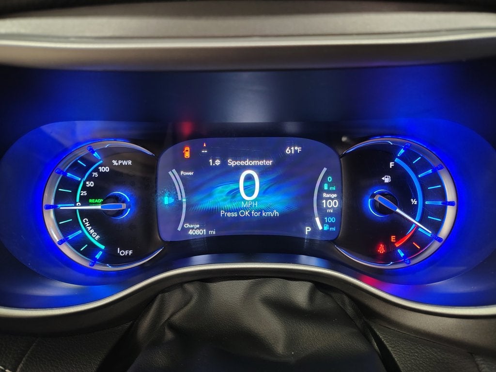 2024 Chrysler Pacifica Hybrid Select