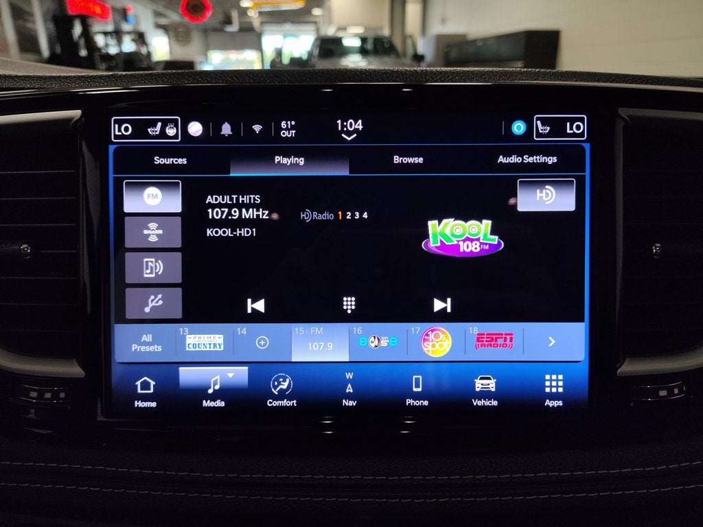 2024 Chrysler Pacifica Hybrid Select