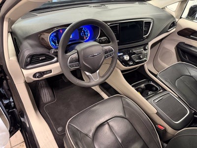 2023 Chrysler Pacifica Hybrid Limited