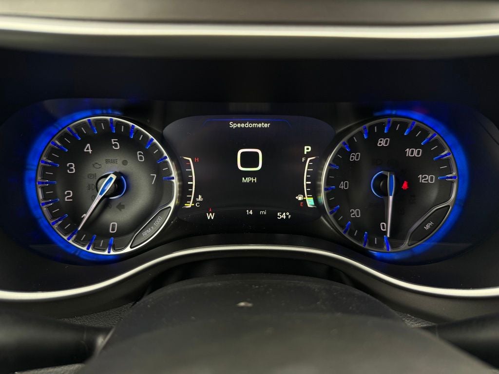 2027 Chrysler Pacifica Select