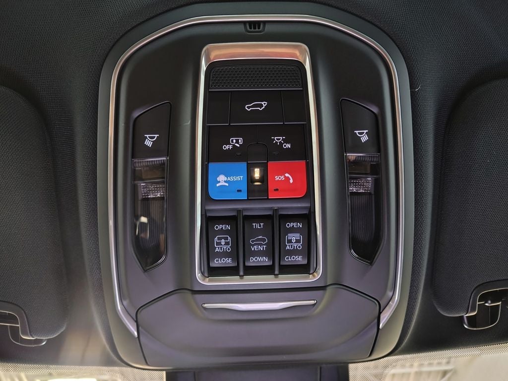 2026 Jeep Cherokee Overland