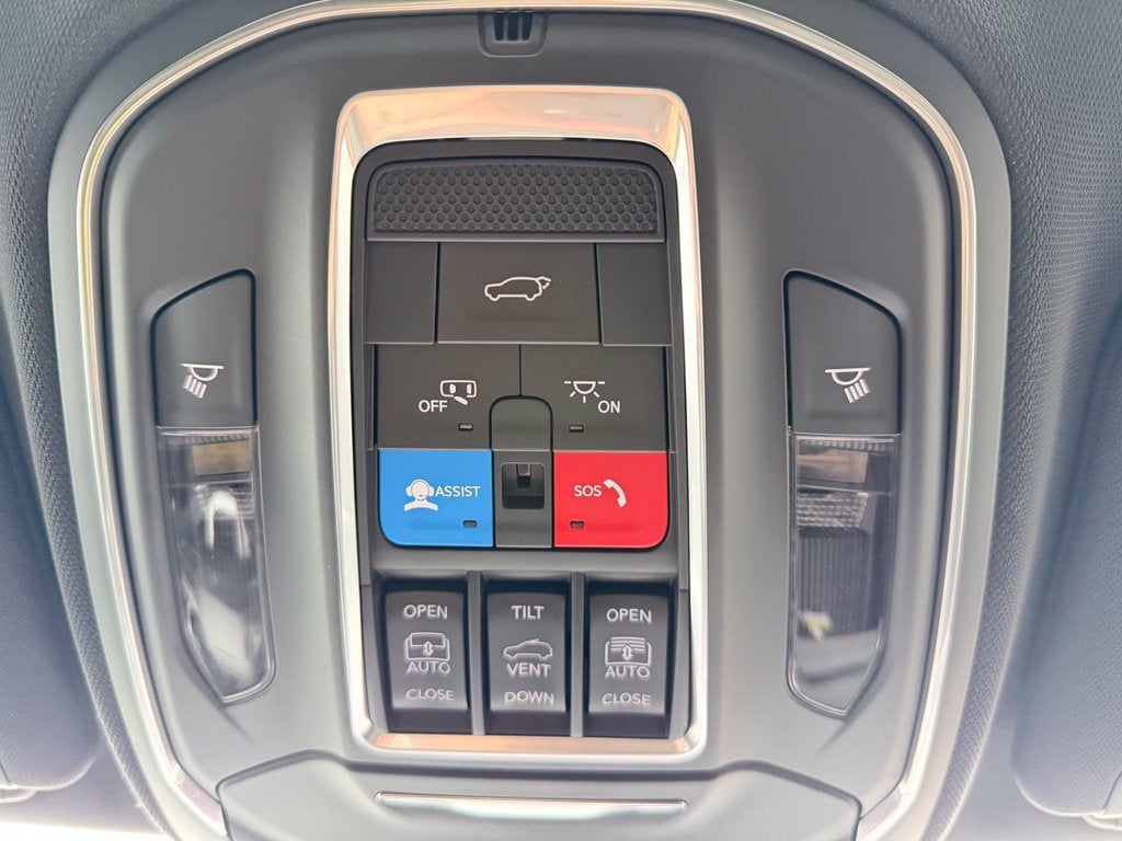 2026 Jeep Cherokee Overland